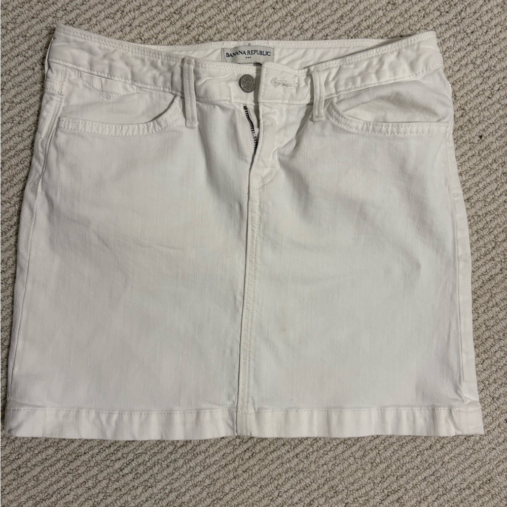 Banana Republic White Mini Pencil Skirt